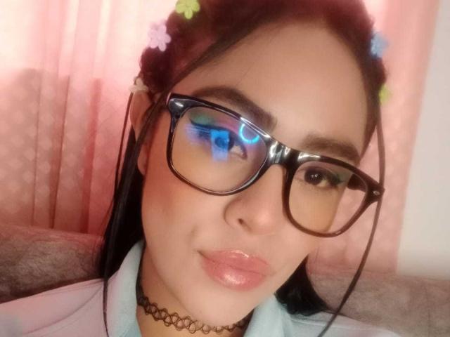 StellaBeckker - Élő pornó és szexkamera - 21433930