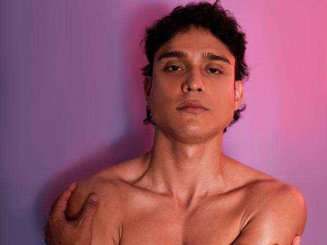 PervertRichi - Live sex cam - 21439398