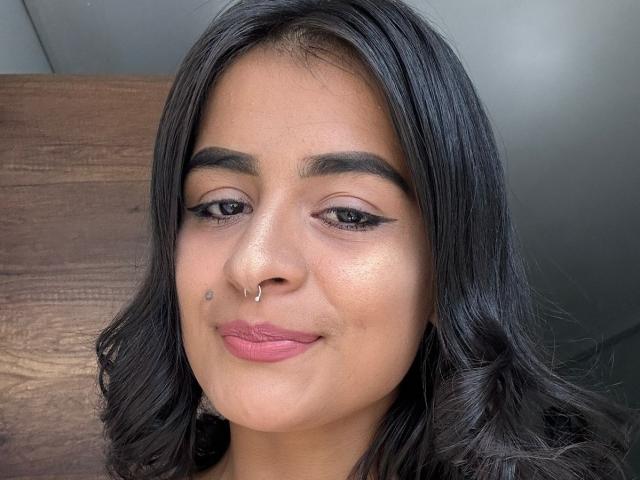 MichelleBenett - Live porn &amp; sex cam - 21439574