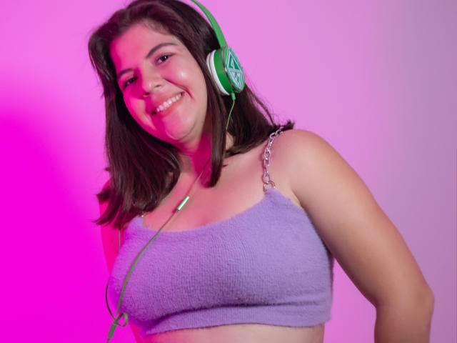 BrianaWalton - Live porn &amp; sex cam - 21441734