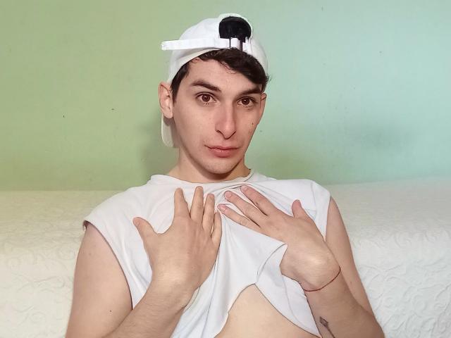 Alexxii - Live sex cam - 21444094