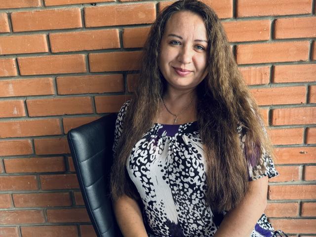 EmiliaSonk - Sexe cam en vivo - 21448122