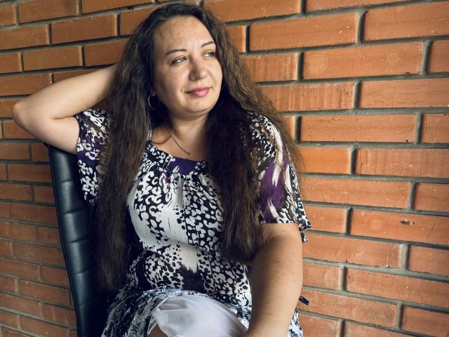 EmiliaSonk - Sexe cam en vivo - 21448130