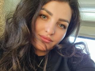 MonicaLegend - Live porn &amp; sex cam - 21450314