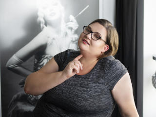 LouissaAlone - Live porn &amp; sex cam - 21452090