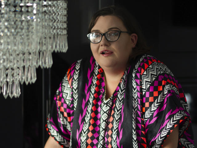 LouissaAlone - Live porn &amp; sex cam - 21452102