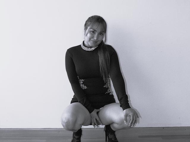 ScarlettBonny - Camera khiêu dâm &amp; quyến rũ trực tiếp - 21452826