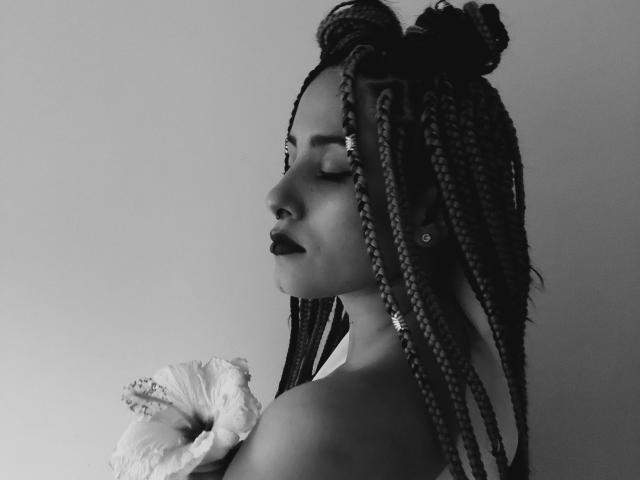 PolarisRussell - сексуальная веб-камера в реальном времени - 21453918