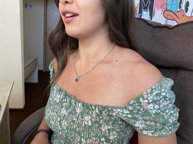 Mirellia - Live porn &amp; sex cam - 21456662