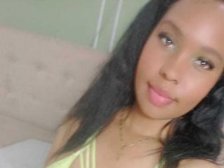 Tiffiany69 - Sexe cam en vivo - 21459046