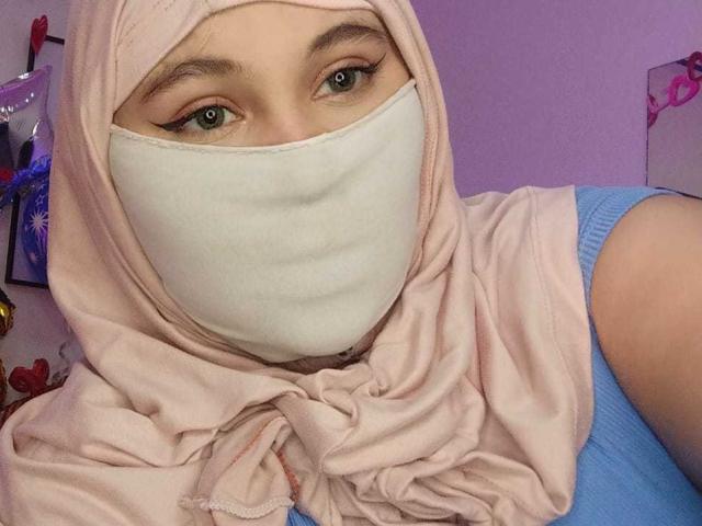 SalmaAzaman - Live porn &amp; sex cam - 21459322