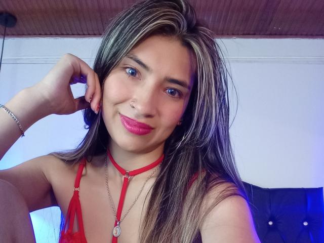GreennEyess - Live porn &amp; sex cam - 21459394
