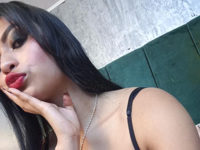 EmmaaRodriguez - Live porn &amp; sex cam - 21461030