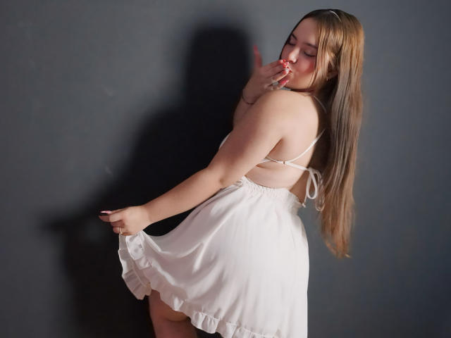 EmmaMayer - Camera khiêu dâm &amp; quyến rũ trực tiếp - 21462994