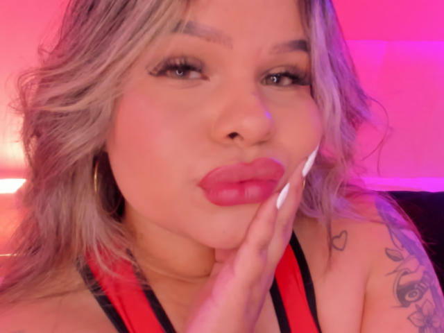 JulianaSousa - Live porn &amp; sex cam - 21465244