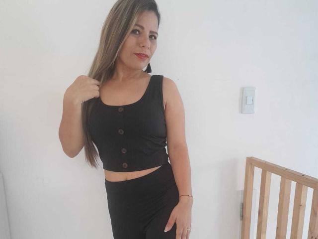 KarlieeKloss - Live porn &amp; sex cam - 21465913