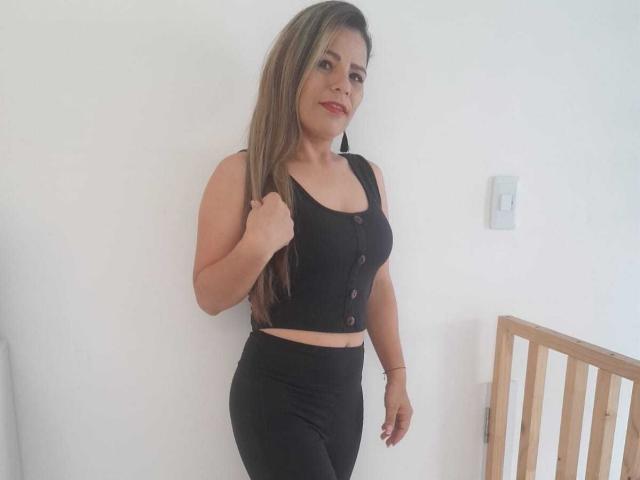 KarlieeKloss - Live porn &amp; sex cam - 21465922