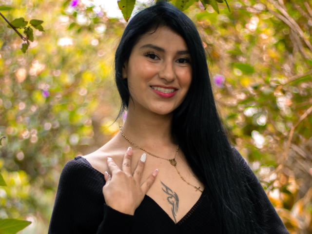 EmaHenderson - Live sex cam - 21466261