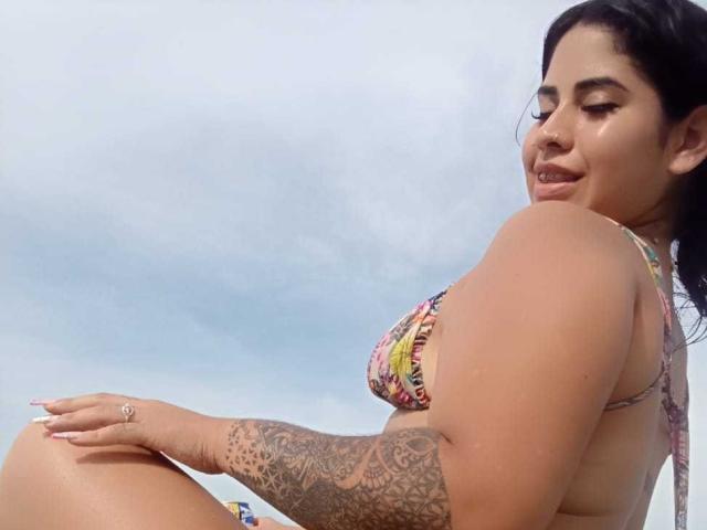 EmmilyHudson - Live sex cam - 21468121