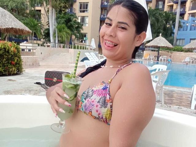 EmmilyHudson - Sexe cam en vivo - 21468136