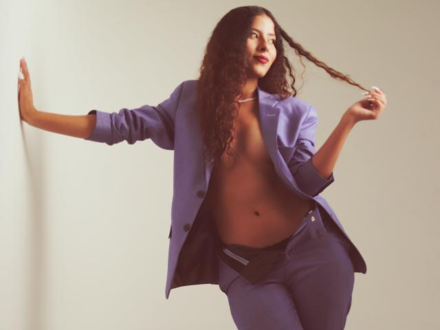 ElenaSantini - Sexe cam en vivo - 21468919