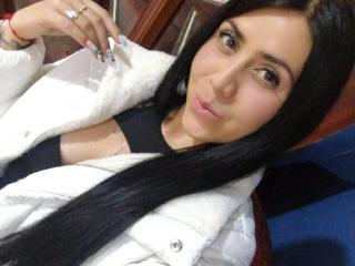 AlexandraJoneess - Live porn &amp; sex cam - 21469725