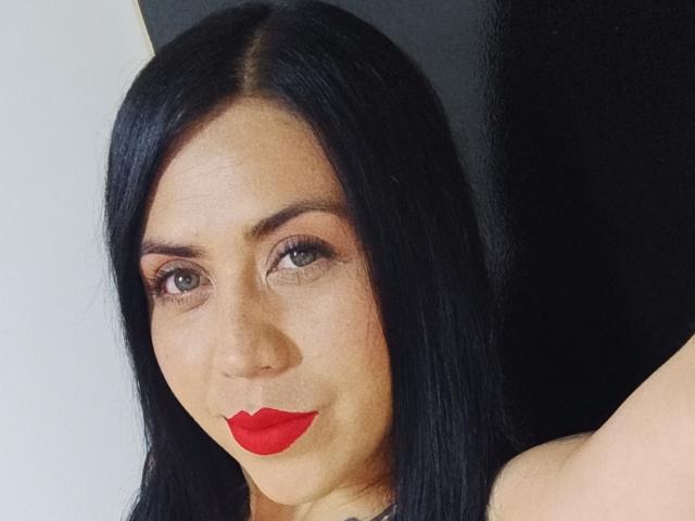 AlexandraJoneess - Live porn &amp; sex cam - 21470085