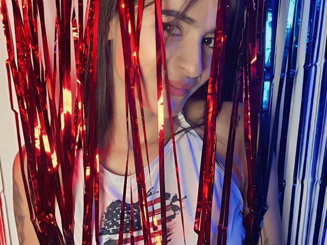 MichelleBenett - Live porn &amp; sex cam - 21472205