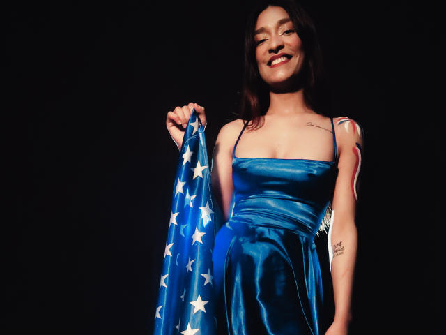 ElyWhitee - Live porn &amp; sex cam - 21474605