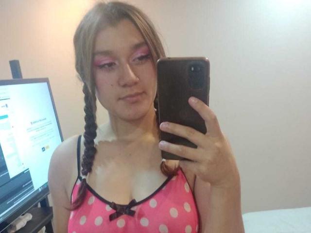 MiaLexy - Live sex cam - 21475233