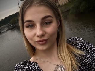 Madaamerose - Live porn &amp; sex cam - 21475713