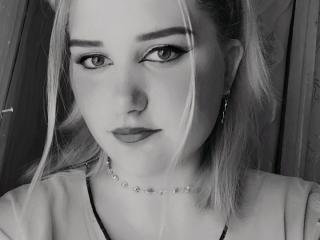 BryanAndEvelyn - Live porn &amp; sex cam - 21477757