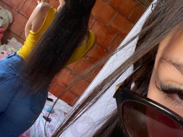 AlessiaFerry - Live porn &amp; sex cam - 21478705