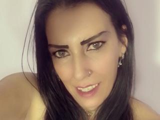 LagaGomez - Live porn &amp; sex cam - 21494855