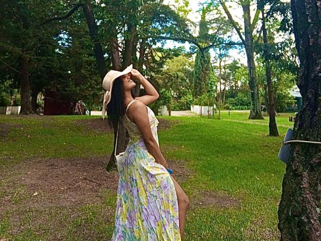 SophieSonyas - Live porn &amp; sex cam - 21507093