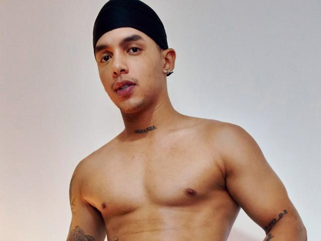 DominickOrtega - Camera khiêu dâm &amp; quyến rũ trực tiếp - 21508041
