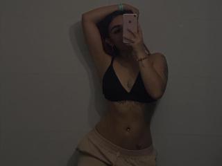 KirinJhonnes - Live porn &amp; sex cam - 21510525