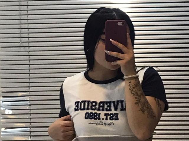 KirinJhonnes - Live porn &amp; sex cam - 21510617