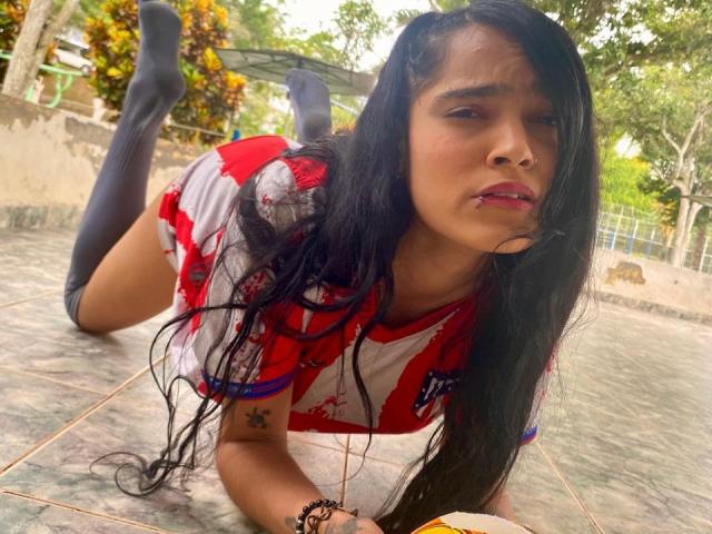 NikitaChaude - Sexe cam en vivo - 21513377