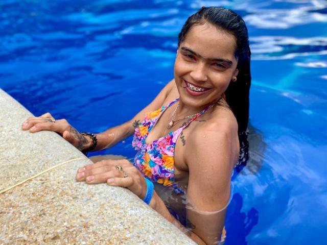 NikitaChaude - Live porn &amp; sex cam - 21513445