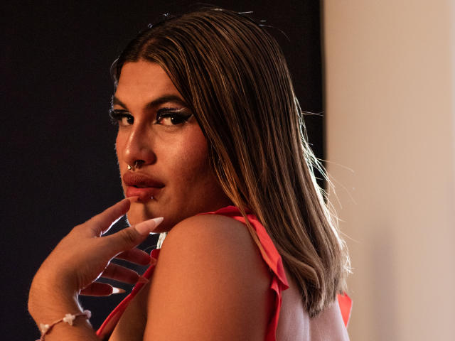 ZafiraEclipse - Live porn &amp; sex cam - 21514937