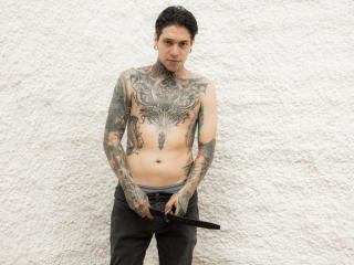 MadInkman - Live porn &amp; sex cam - 21519233