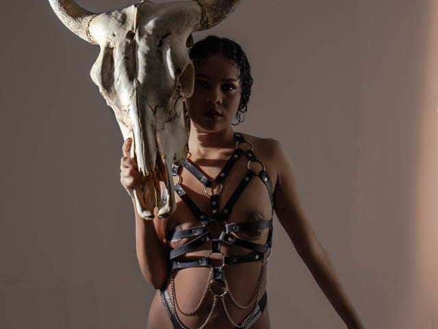 BadraDuquell - Live porn &amp; sex cam - 21520349