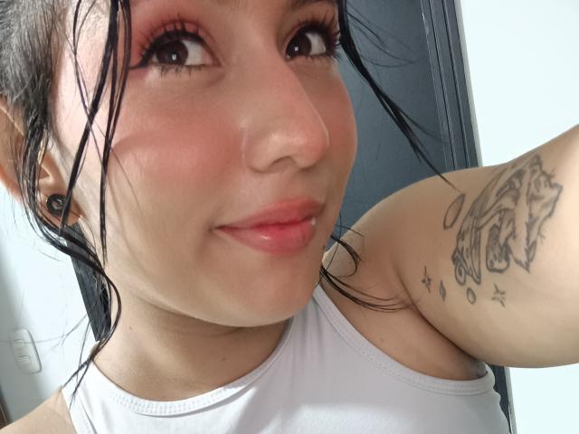 LiliethRoss - 라이브 포르노 &amp; 섹스 캠 - 21520765