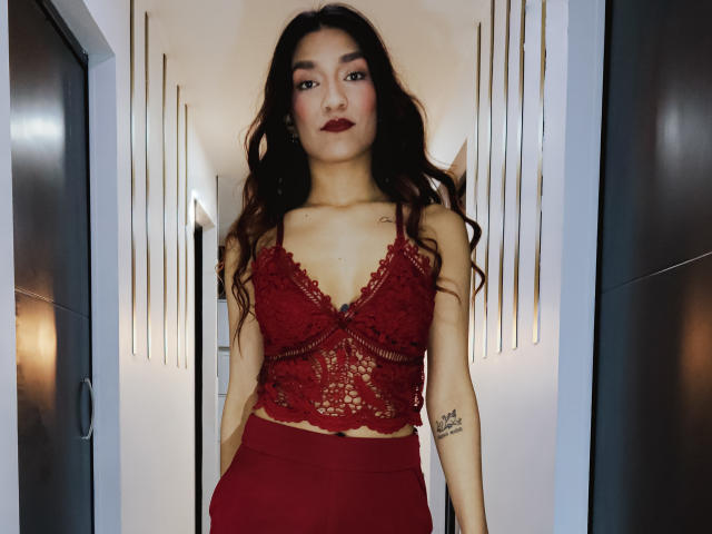 ElyWhitee - פורנו בשידור חי ומצלמת סקס - 21521497