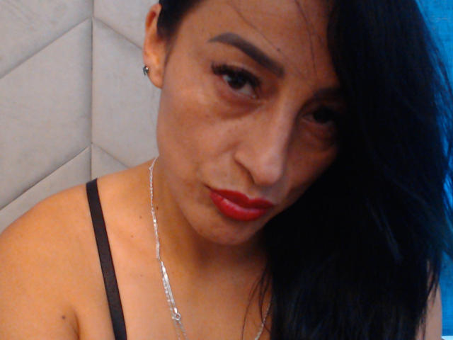 ChristineFontana - Live porn &amp; sex cam - 21525765