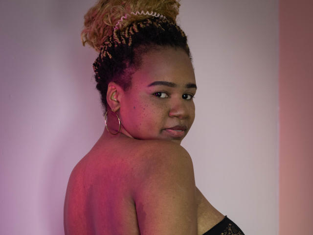 CristineBano - Camera khiêu dâm &amp; quyến rũ trực tiếp - 21527649