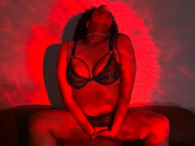 HalleThomson - Sexe cam en vivo - 21527833