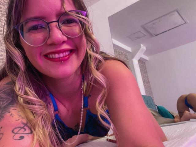AliceHoe - Live porn &amp; sex cam - 21529741