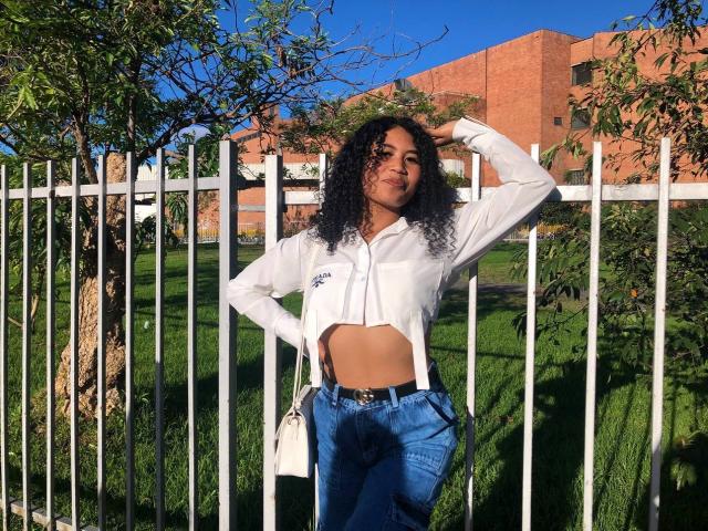 SophieSonyas - Live sex cam - 21533593